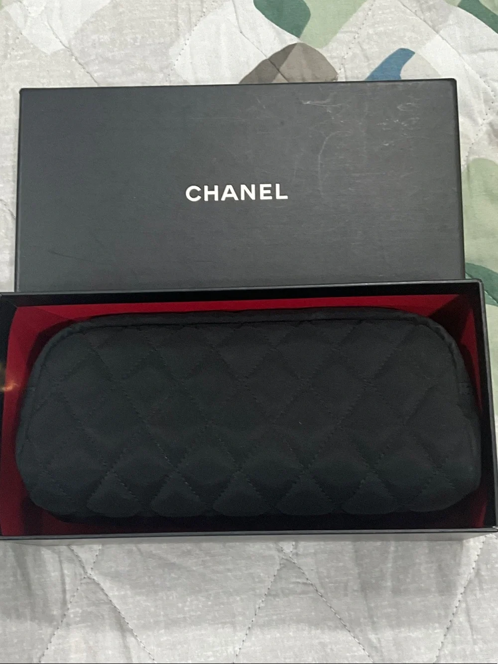 CHANEL classic quilted